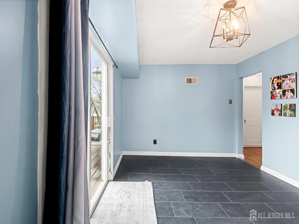 $500,000 | 343 Woodside Avenue, Hamilton, NJ 08610
