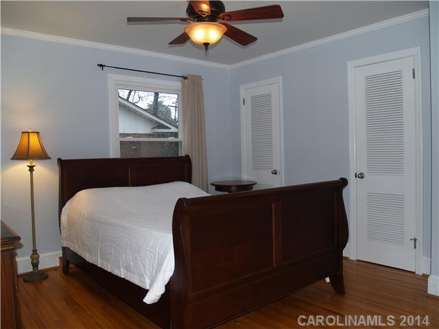 5320 Seacroft Road Charlotte, NC 28210 - Photo 4 of 12 Gallery Image 4