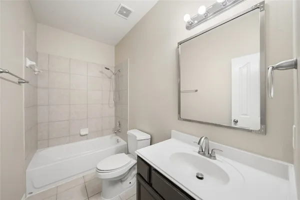 $1,975 | 24503 Lakecrest Bend Drive, Katy, TX 77493