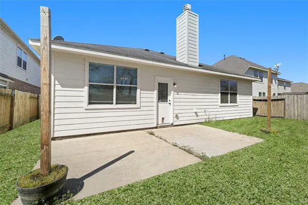 $2,095 | 24503 Lakecrest Bend Drive, Katy, TX 77493
