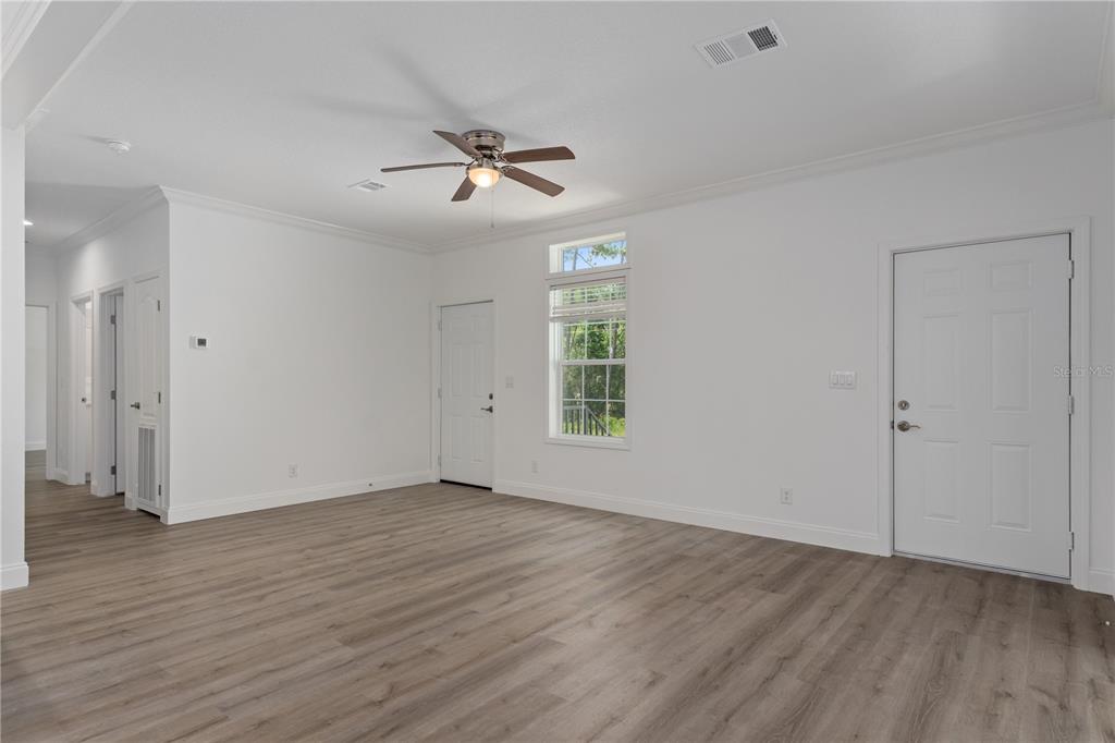 14249 East Razorbill Avenue Weeki Wachee, FL 34614 - Photo 10 of 40