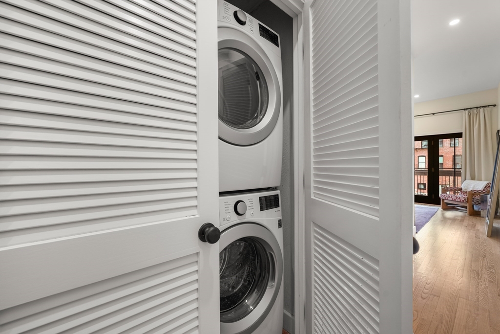 236 West Canton Street, Unit 4 Boston, MA 02116 - Photo 14 of 16