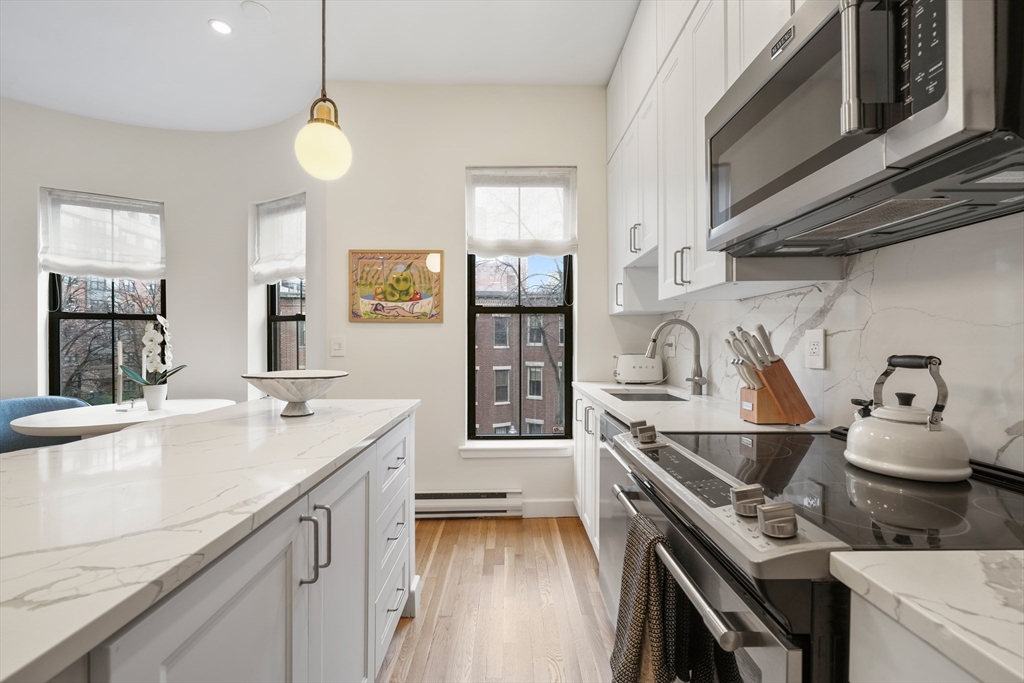 236 West Canton Street, Unit 4 Boston, MA 02116 - Photo 5 of 16