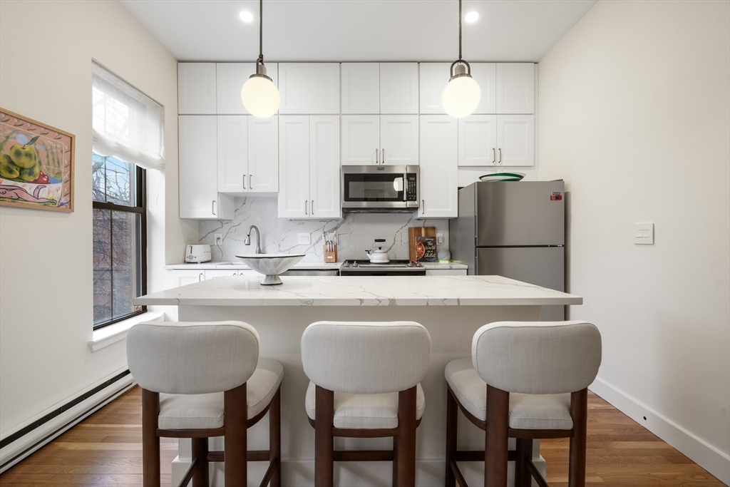 236 West Canton Street, Unit 4 Boston, MA 02116 - Photo 6 of 16