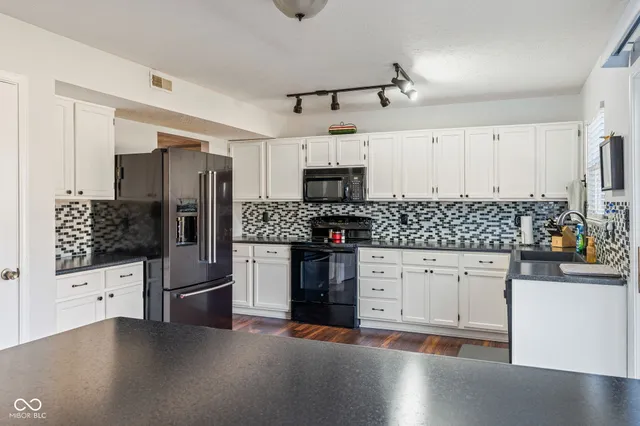 $309,900 | 760 Rose Lane, Brownsburg, IN 46112