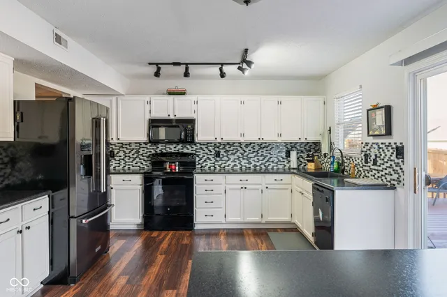 $309,900 | 760 Rose Lane, Brownsburg, IN 46112