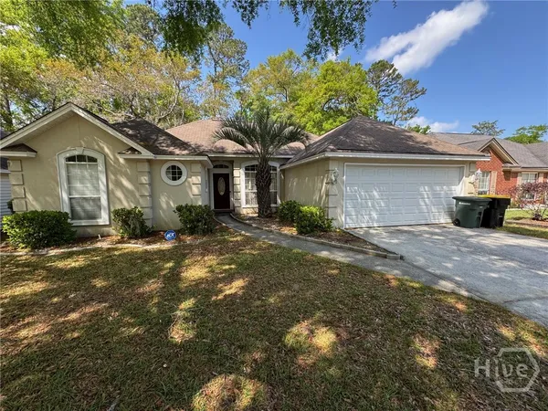 $1,900 | 121 Oak Pointe Trail, Savannah, GA 31419