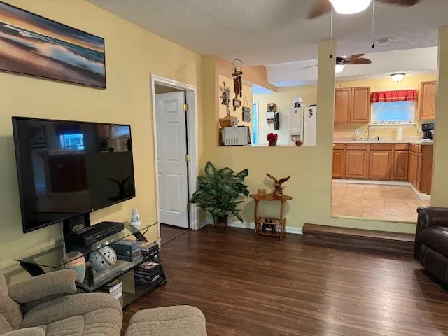 $230,000 | 122 Lakeview Drive, Stewart, TN 37175