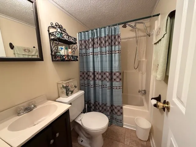 $230,000 | 122 Lakeview Drive, Stewart, TN 37175