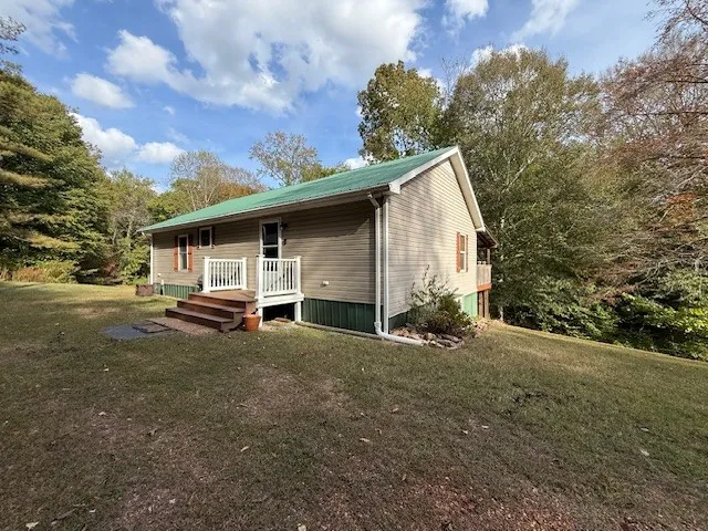 $230,000 | 122 Lakeview Drive, Stewart, TN 37175