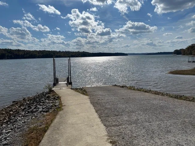 $230,000 | 122 Lakeview Drive, Stewart, TN 37175