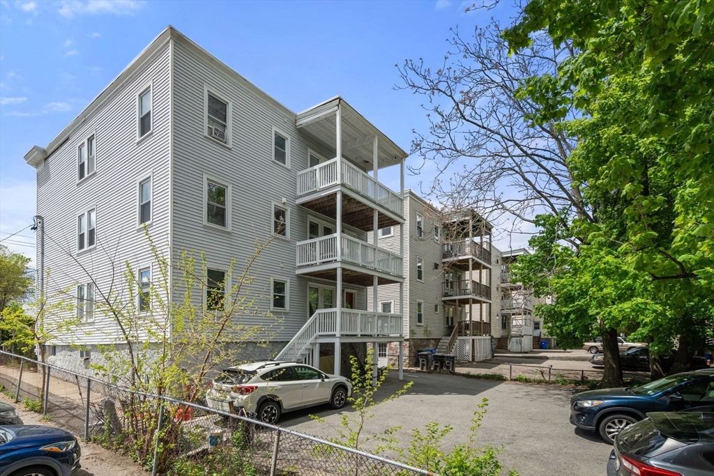 19 Claymoss Road Boston, MA 02135 - Photo 7 of 28