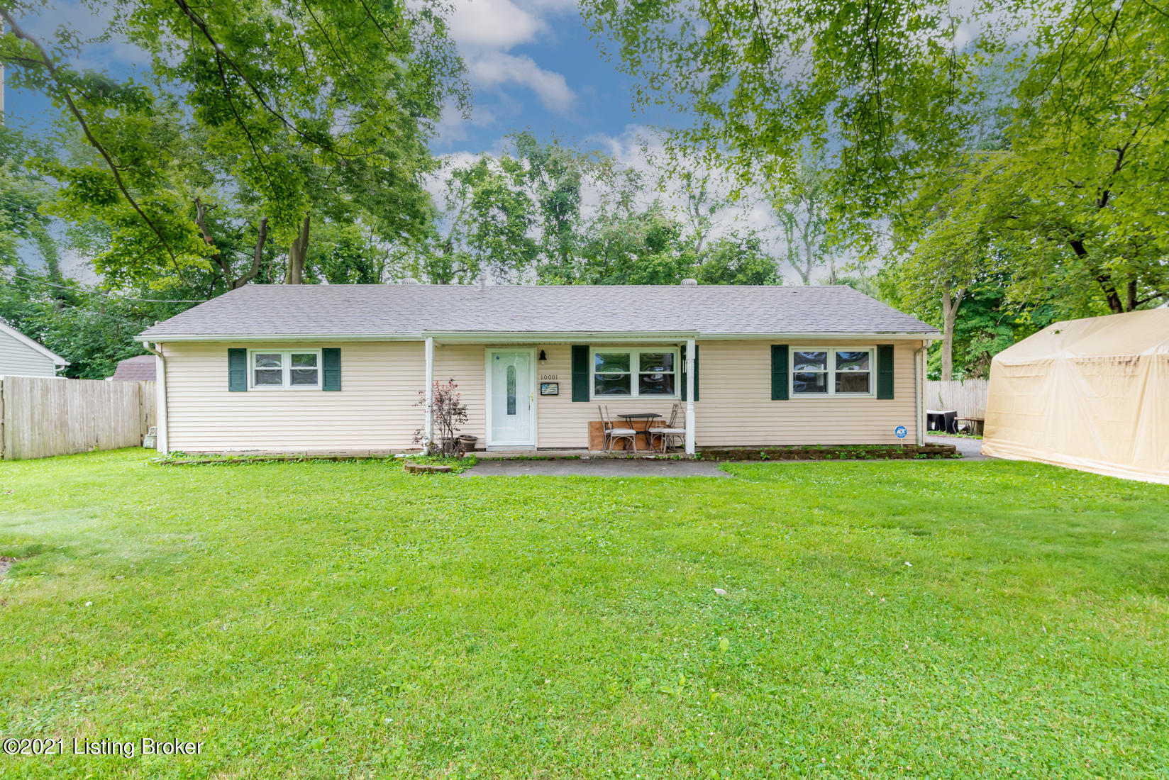 10001 Gandy Road Louisville, KY 40272 - Photo 1 of 1 Front of Home