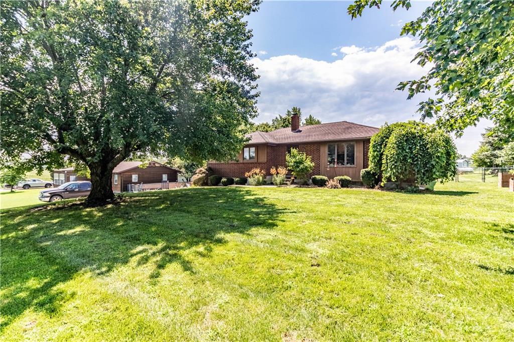 12064 Mike Road Lexington, MO 64067 - Photo 3 of 47