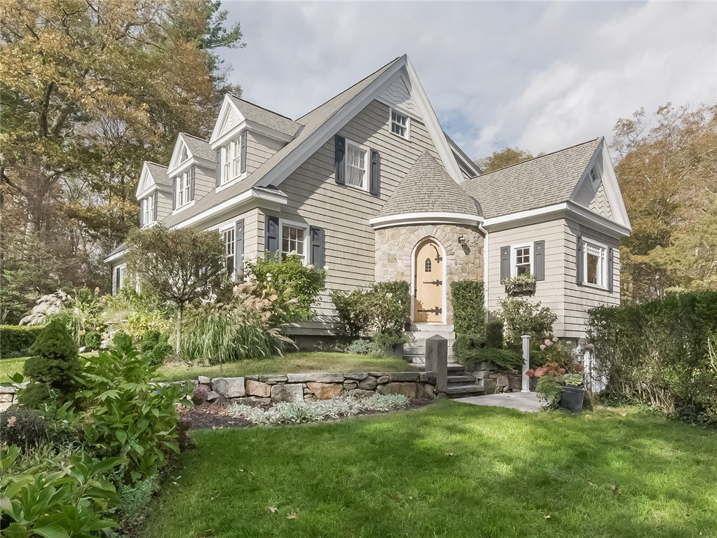 286 Hunting House Road Glocester, RI 02857 - Photo 1 of 39