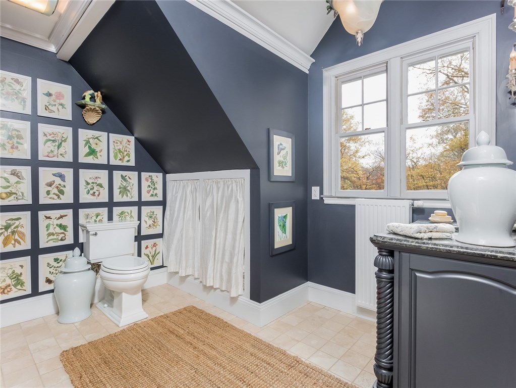 286 Hunting House Road Glocester, RI 02857 - Photo 21 of 39