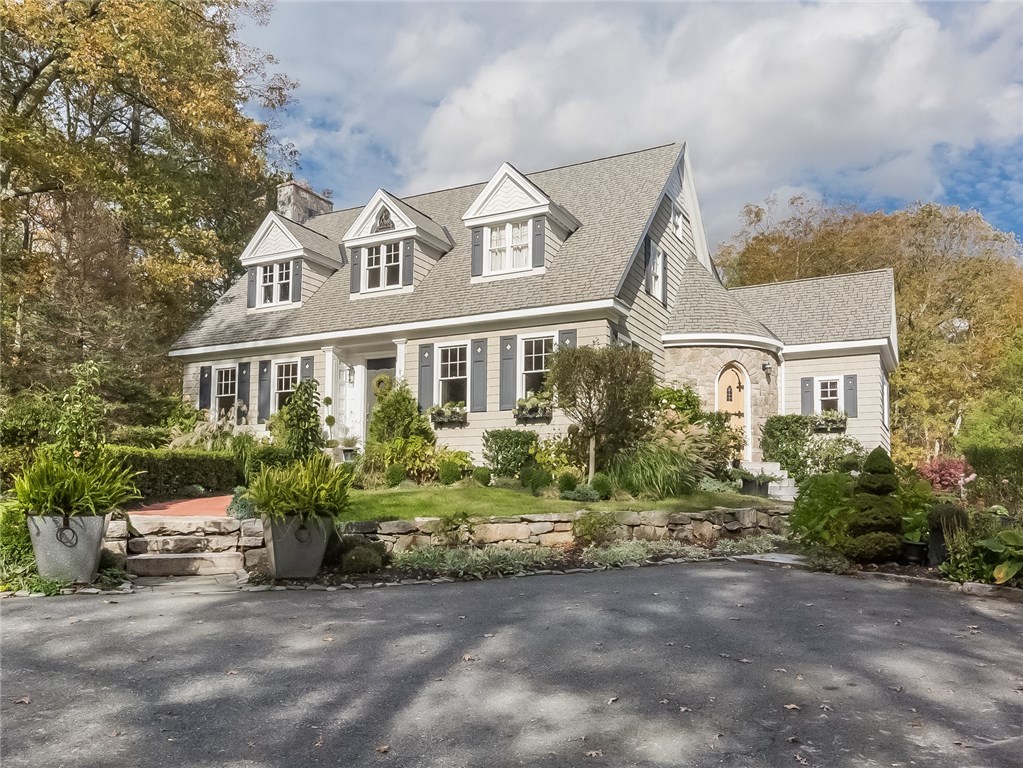 286 Hunting House Road Glocester, RI 02857 - Photo 3 of 39