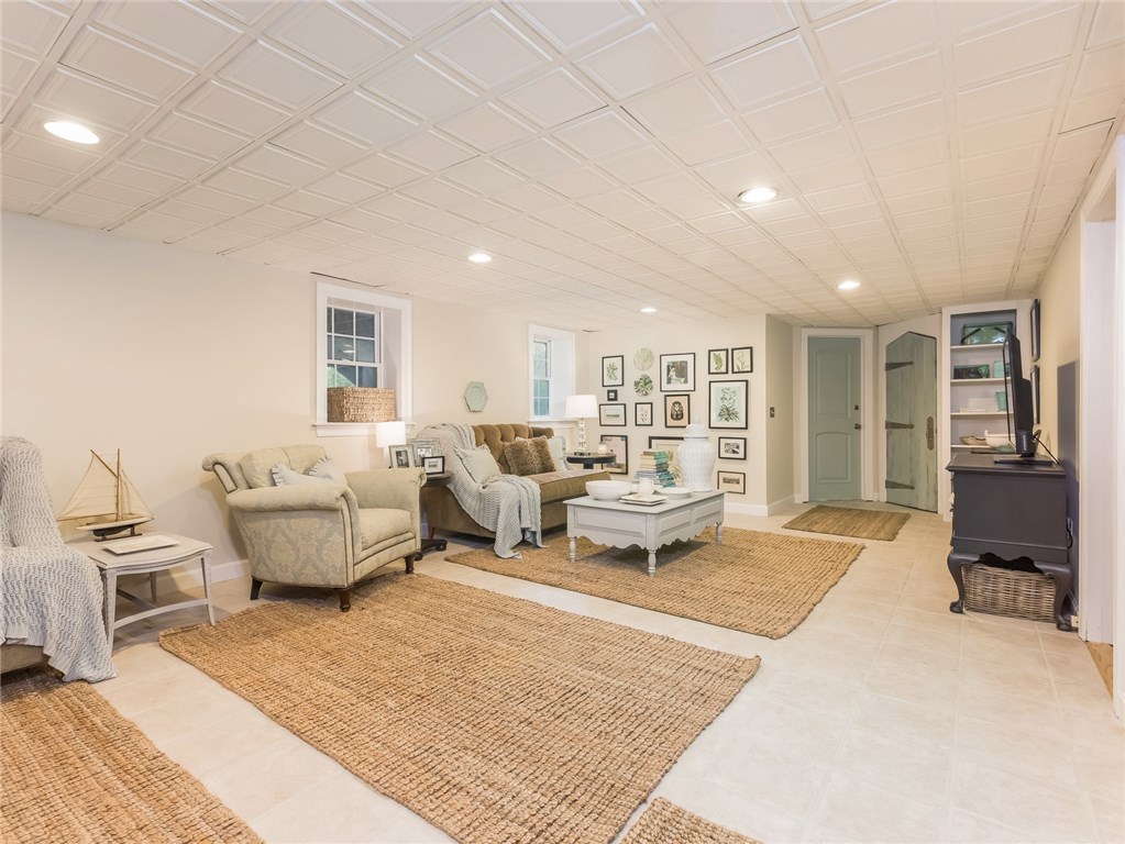 286 Hunting House Road Glocester, RI 02857 - Photo 32 of 39
