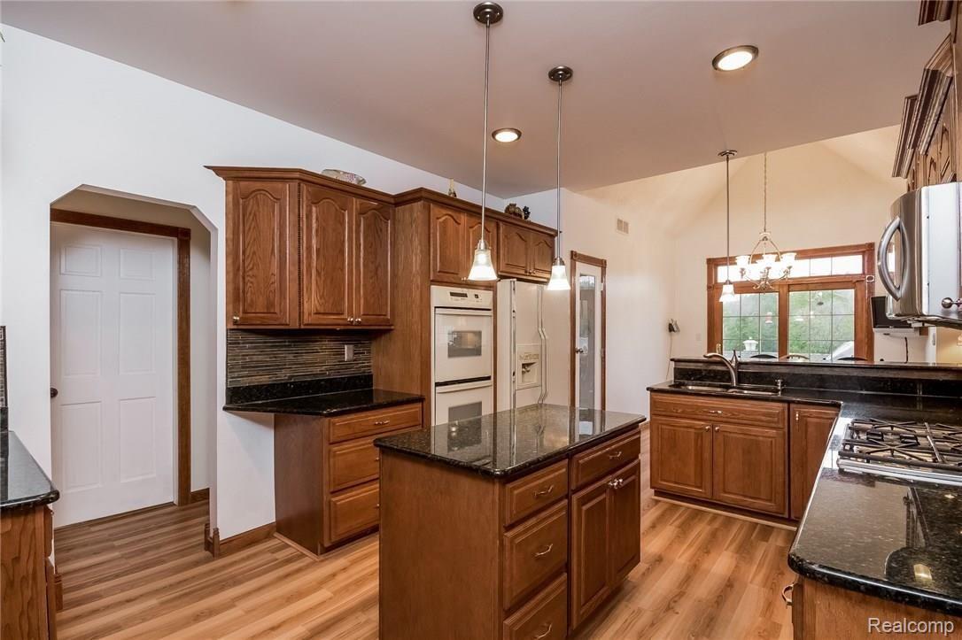 23835 Elwell Road Belleville, MI 48111 - Photo 17 of 78 KITCHEN