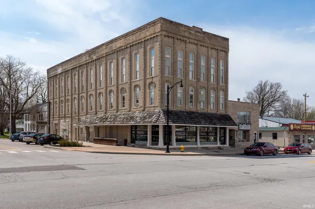 $1,200,000 | 208 South Market Street, Delphi, IN 46923