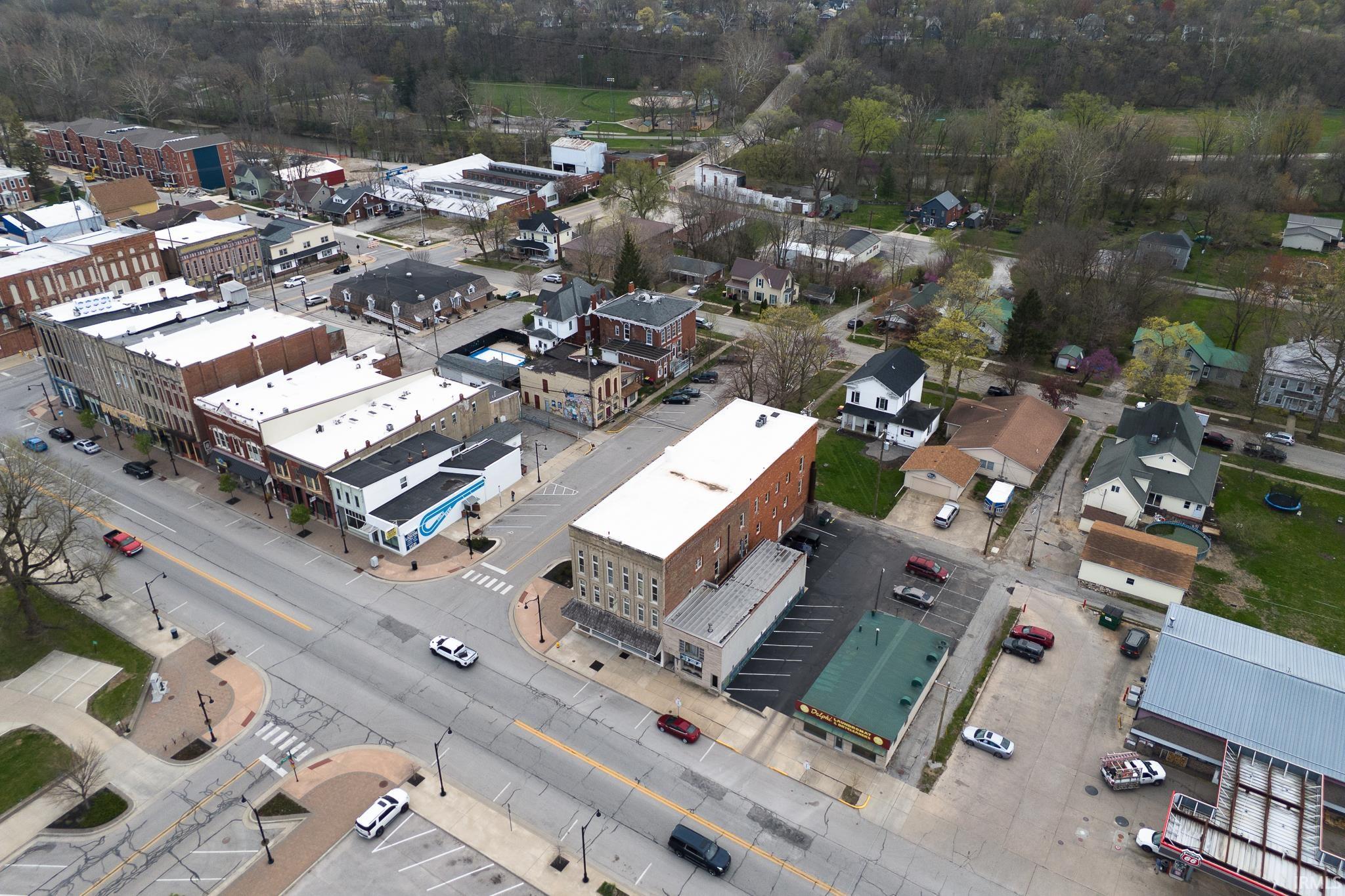 208 South Market Street Delphi, IN 46923 - Photo 5 of 25