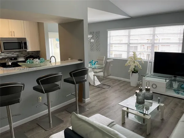 $2,400 | 15285 Southwest 107th Lane, Unit 206, Miami, FL 33196