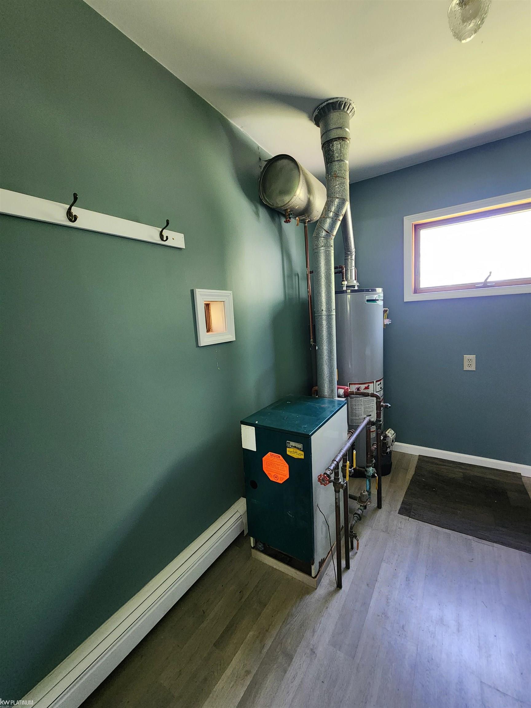 5045 Parker Road Fort Gratiot, MI 48059 - Photo 7 of 16