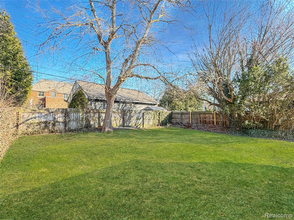 768 Washington Road Grosse Pointe, MI 48230 - Photo 39 of 54
