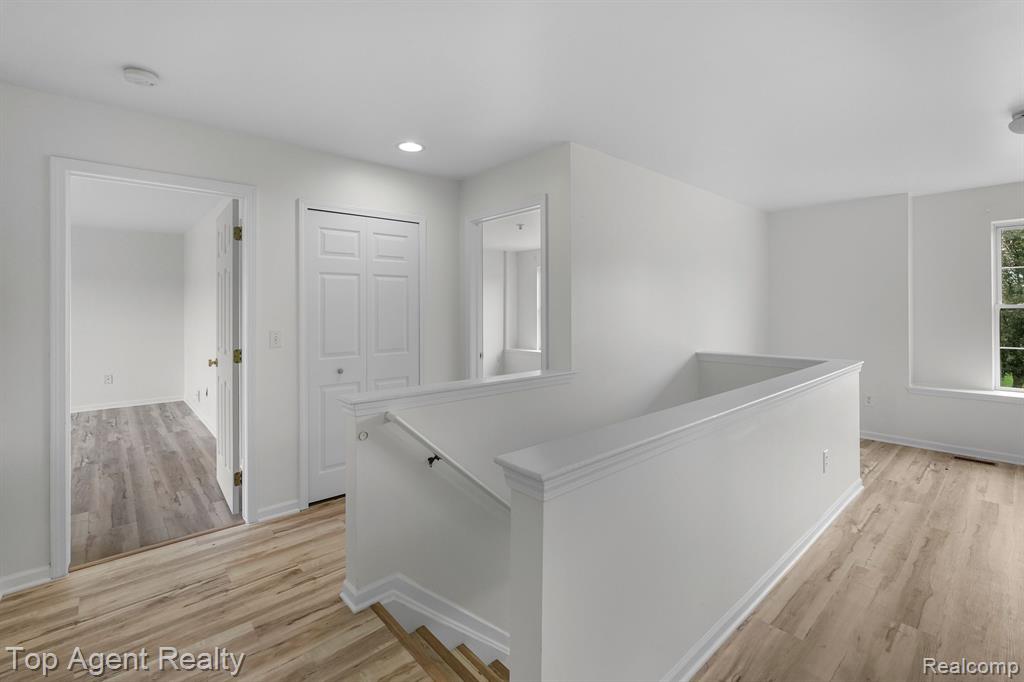 42117 Camden Road Belleville, MI 48111 - Photo 27 of 31