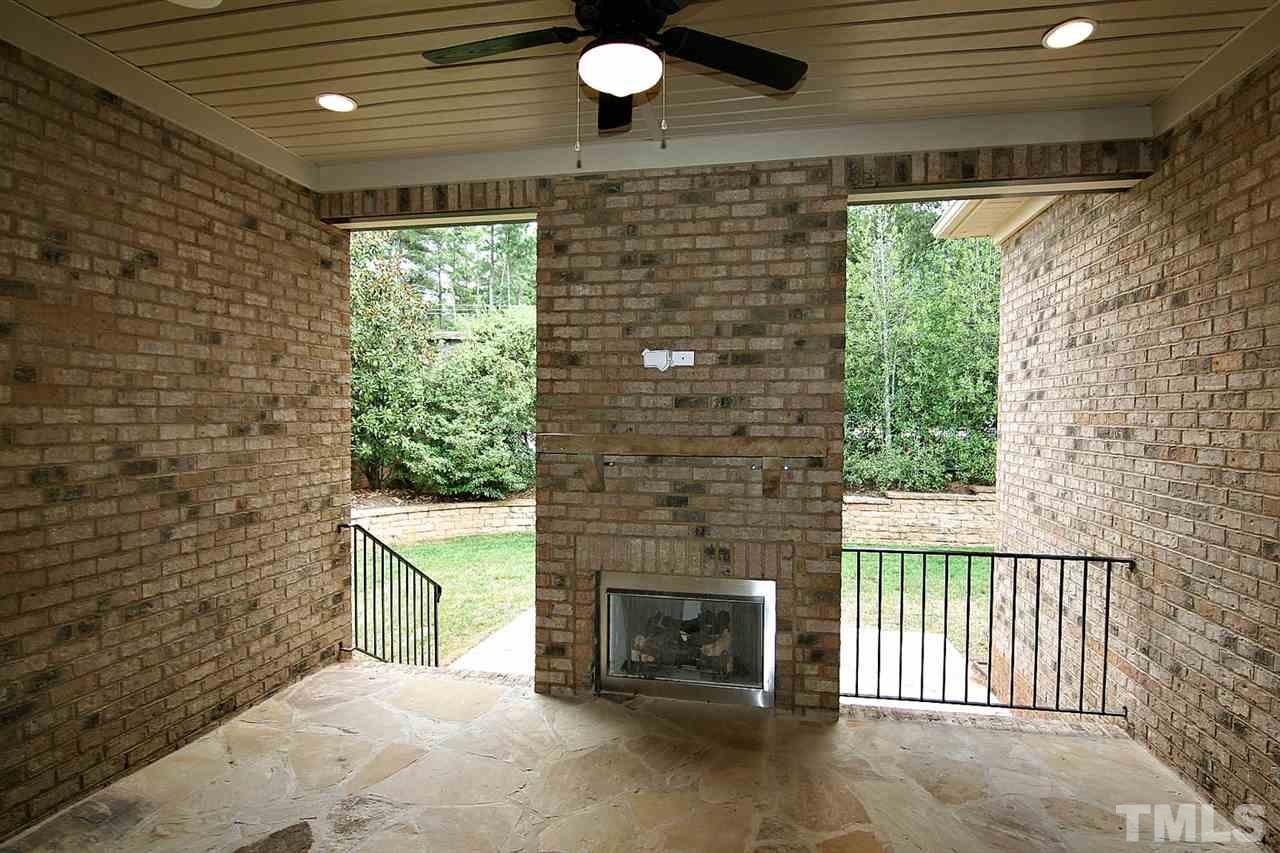 4118 English Garden Way Raleigh, NC 27612 - Photo 5 of 25 Gallery Image 5