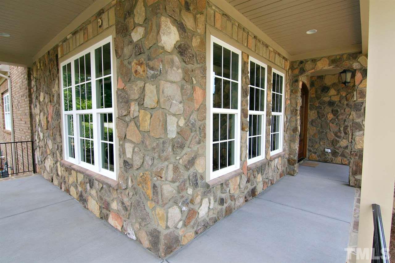 4118 English Garden Way Raleigh, NC 27612 - Photo 7 of 25 Gallery Image 7