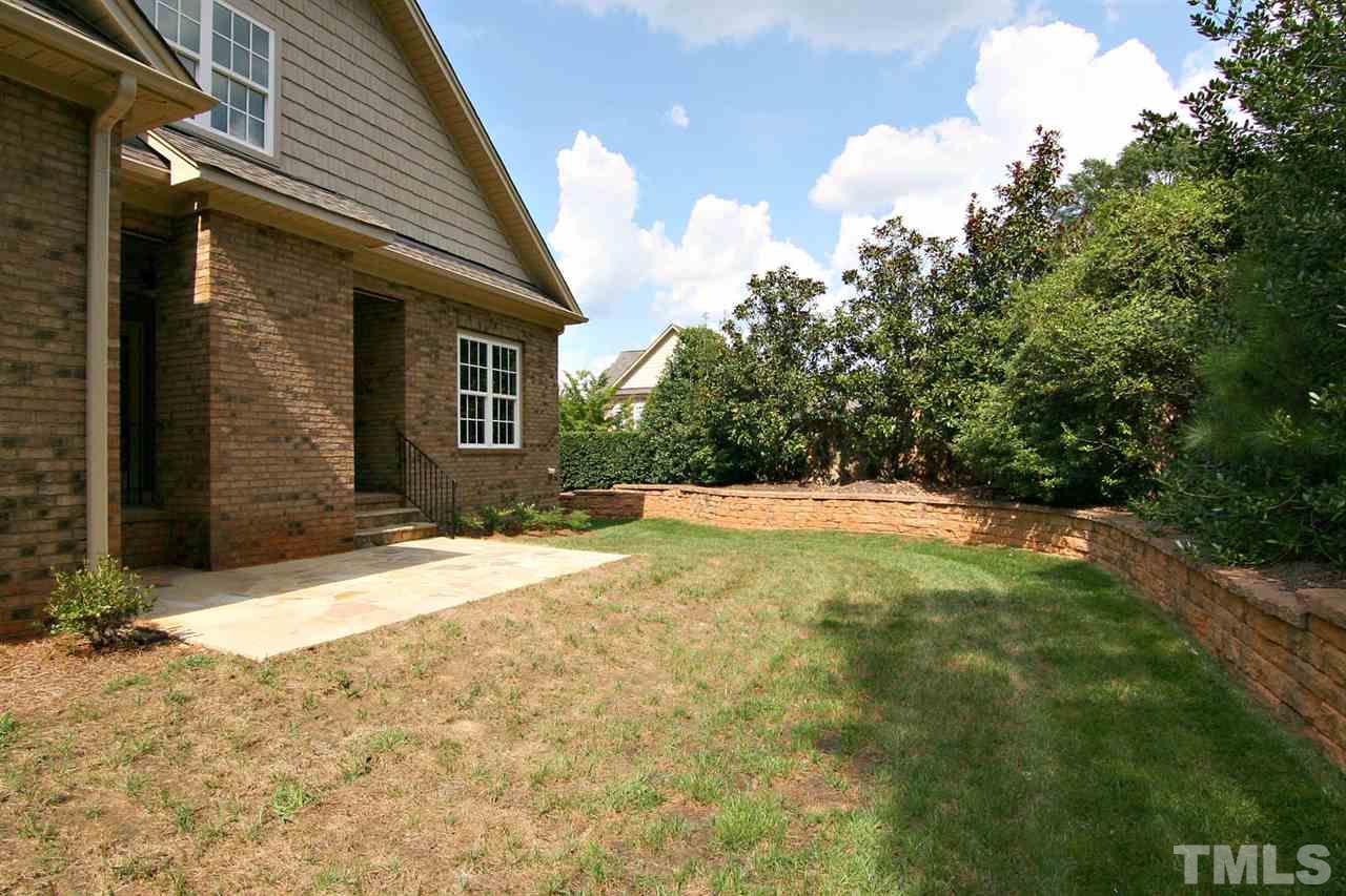 4118 English Garden Way Raleigh, NC 27612 - Photo 9 of 25 Gallery Image 9