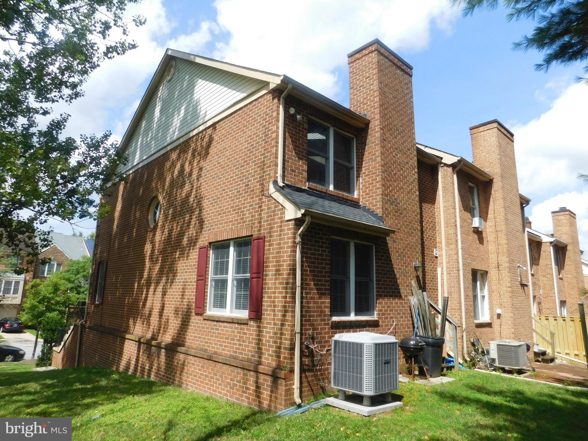 12101 Apache Tears Circle Laurel, MD 20708 - Photo 2 of 30 Gallery Image 2