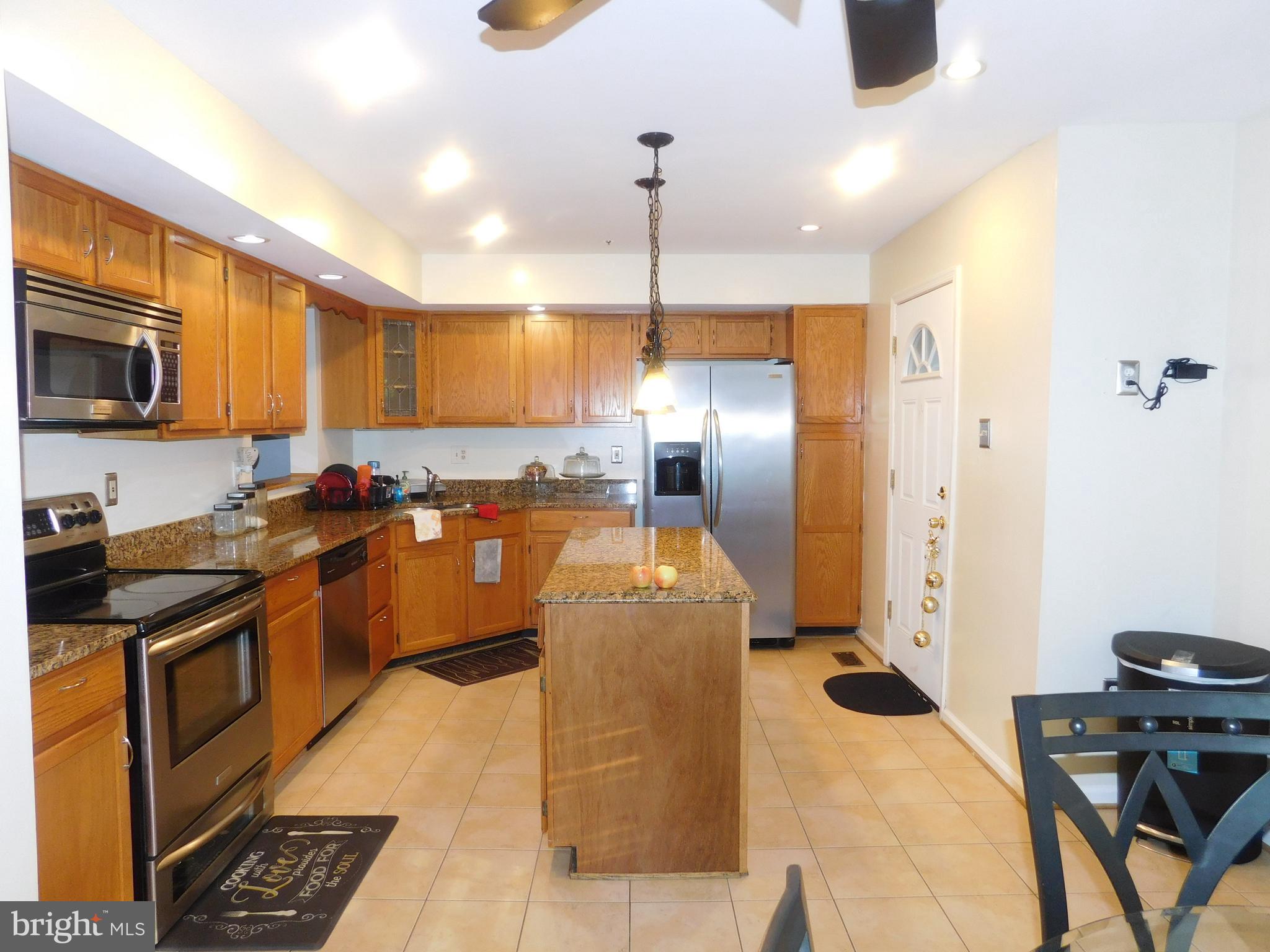 12101 Apache Tears Circle Laurel, MD 20708 - Photo 9 of 30 Gallery Image 9