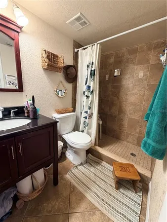 $1,750 | 720 North Village Drive North, Unit 103, St. Petersburg, FL 33716