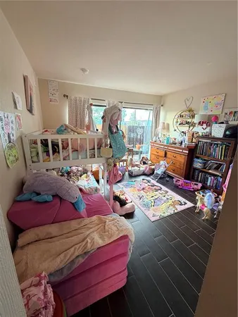 $1,750 | 720 North Village Drive North, Unit 103, St. Petersburg, FL 33716