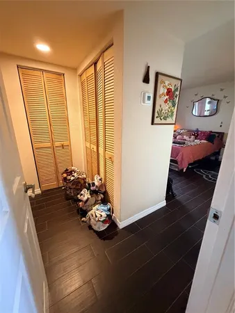 $1,750 | 720 North Village Drive North, Unit 103, St. Petersburg, FL 33716