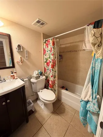 $1,750 | 720 North Village Drive North, Unit 103, St. Petersburg, FL 33716