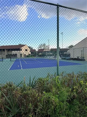 $1,750 | 720 North Village Drive North, Unit 103, St. Petersburg, FL 33716