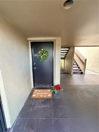 $1,750 | 720 North Village Drive North, Unit 103, St. Petersburg, FL 33716