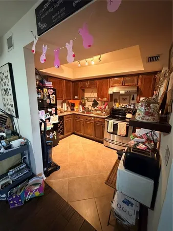 $1,750 | 720 North Village Drive North, Unit 103, St. Petersburg, FL 33716