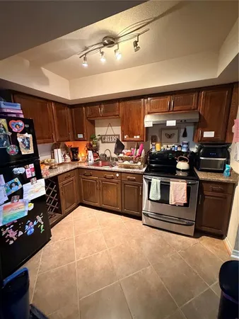 $1,750 | 720 North Village Drive North, Unit 103, St. Petersburg, FL 33716