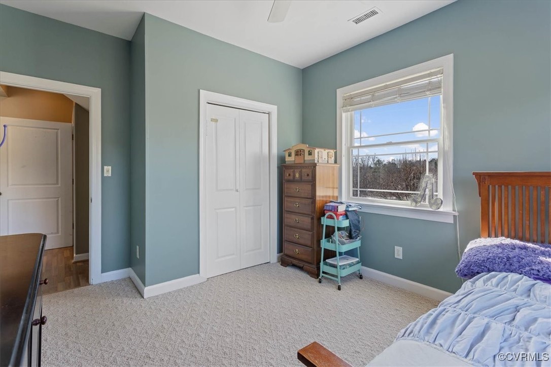 3008 New Design Road Dendron, VA 23839 - Photo 28 of 46 a living room with furniture