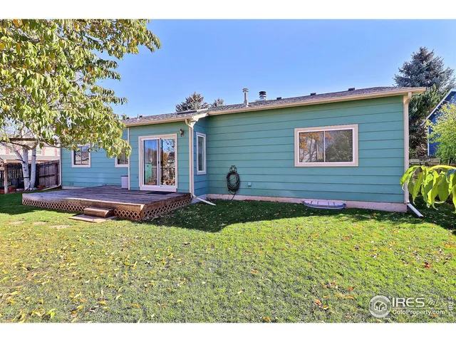 a view of yard with outdoor seating