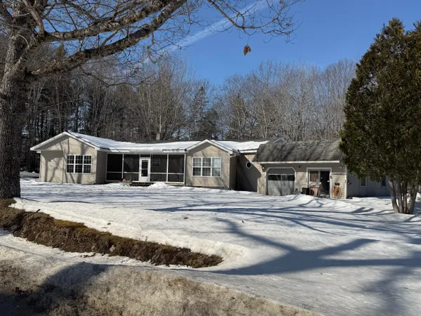 $250,000 | 189 Phinney Farm Road, Lincoln, ME 04457