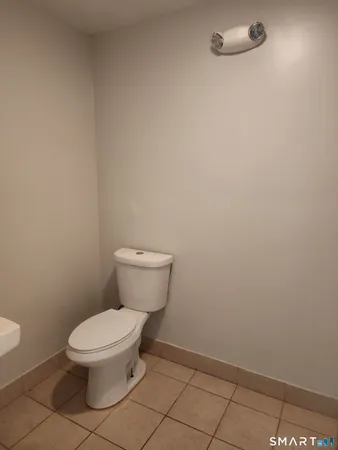 $2,000 | 625 North Avenue, Unit 2, Bridgeport, CT 06606