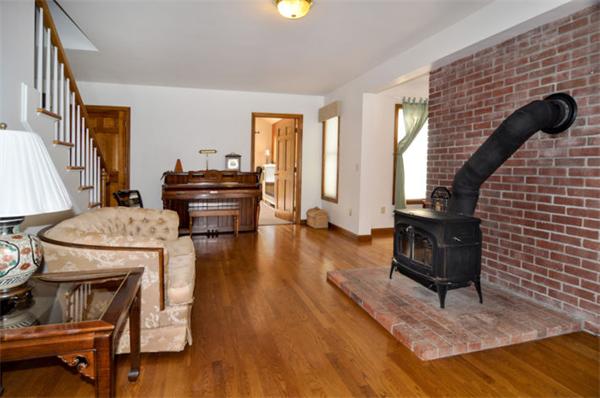 54 Sleepy Hollow Road Tiverton, RI 02878 - Photo 13 of 23 Gallery Image 13