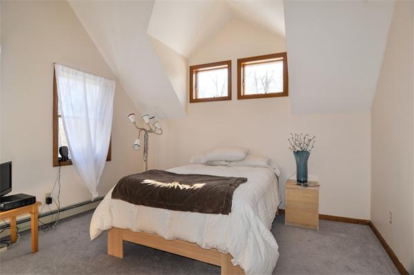 54 Sleepy Hollow Road Tiverton, RI 02878 - Photo 16 of 23 Gallery Image 16