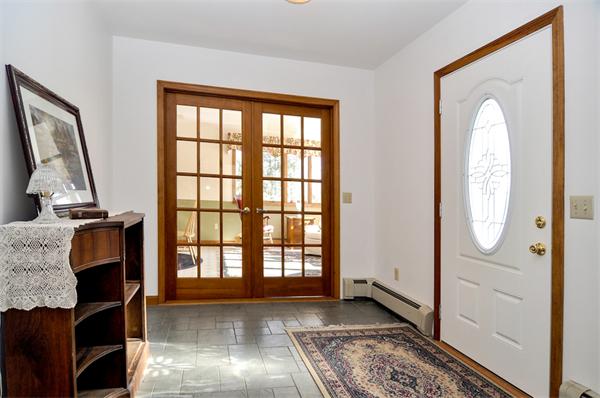 54 Sleepy Hollow Road Tiverton, RI 02878 - Photo 2 of 23 Gallery Image 2