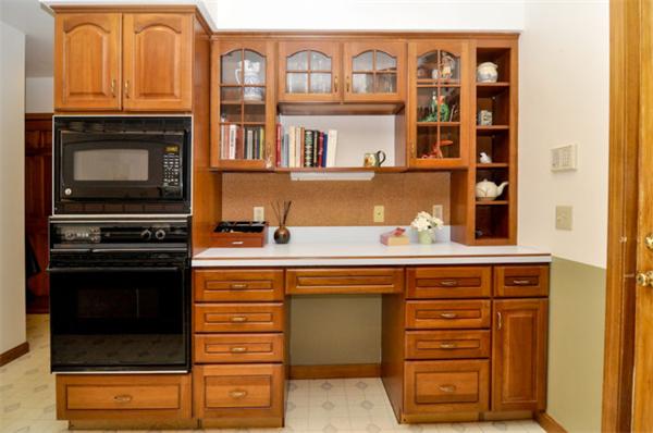 54 Sleepy Hollow Road Tiverton, RI 02878 - Photo 10 of 23 Gallery Image 10
